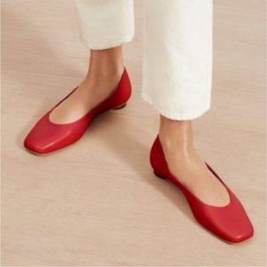 Everlane 90’s Square Toe Flat in Scarlet Red Leather Ballet